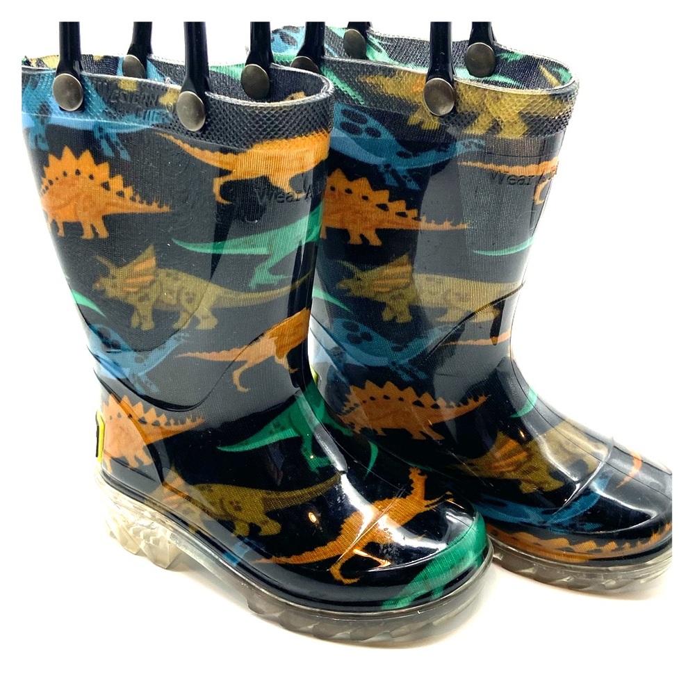 Size 5C light-up dinosaur target rain boots